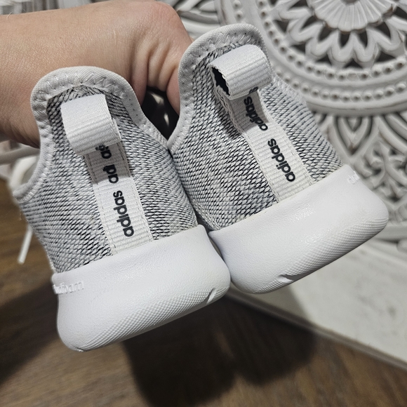 Adidas Cloudfoam Knit Gray and White Sneaker Athletic Womens 8 - Picture 5 of 8